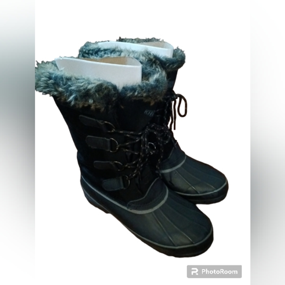 Winter Fur-Trim Lace-Up Snow Boots - Black